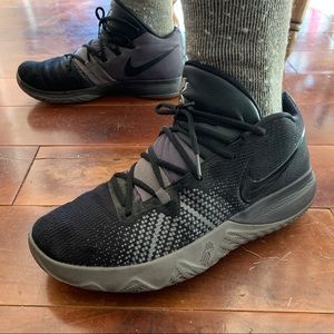Kyrie Irving Nike Zoom